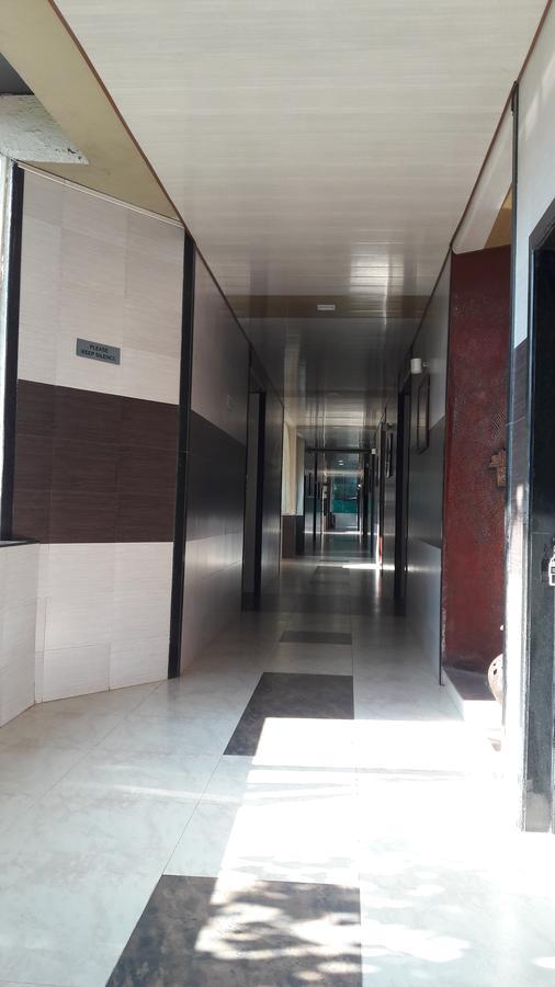 سابوترا Savshanti Lake Resort المظهر الخارجي الصورة